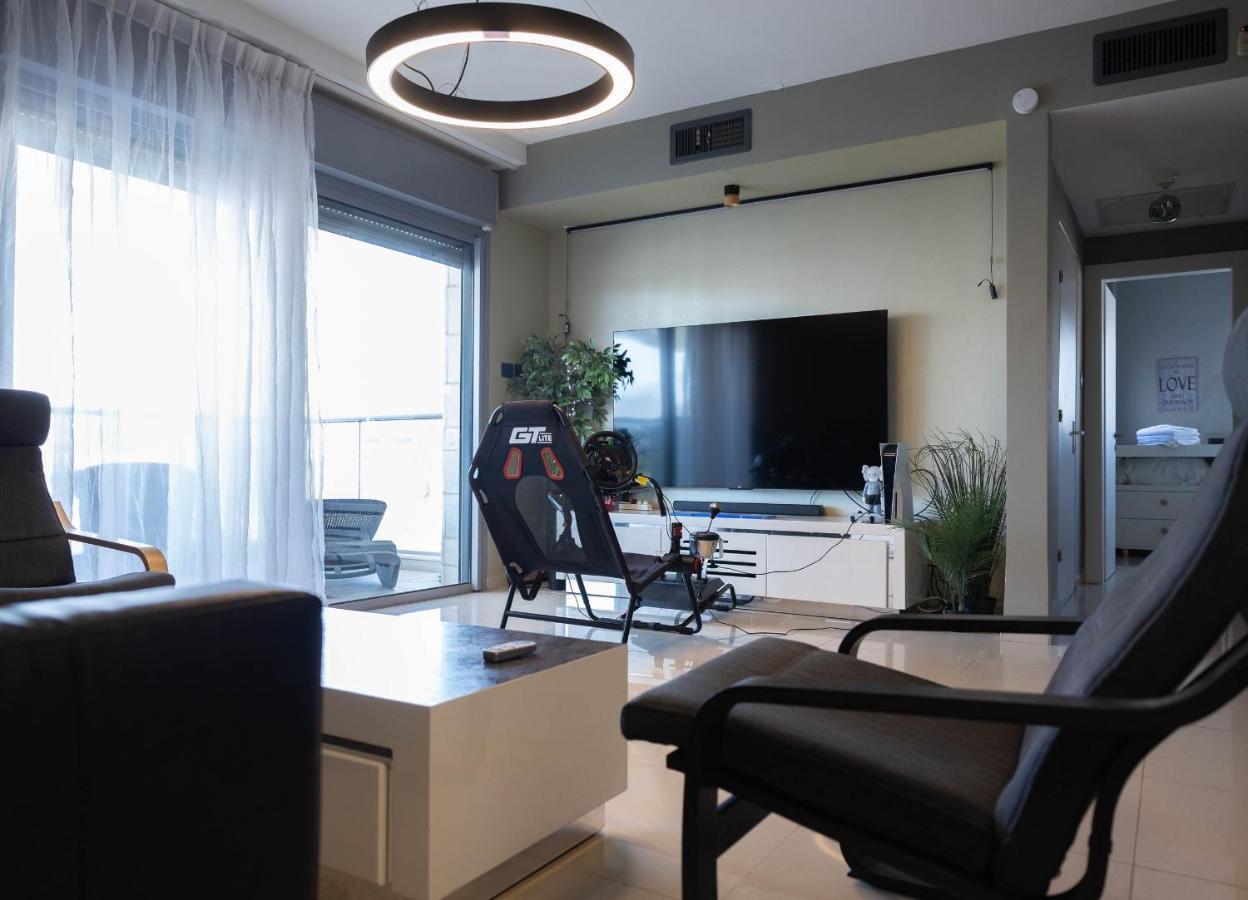 Fisharent Luxury Royal Park Suites Eilat Exterior photo