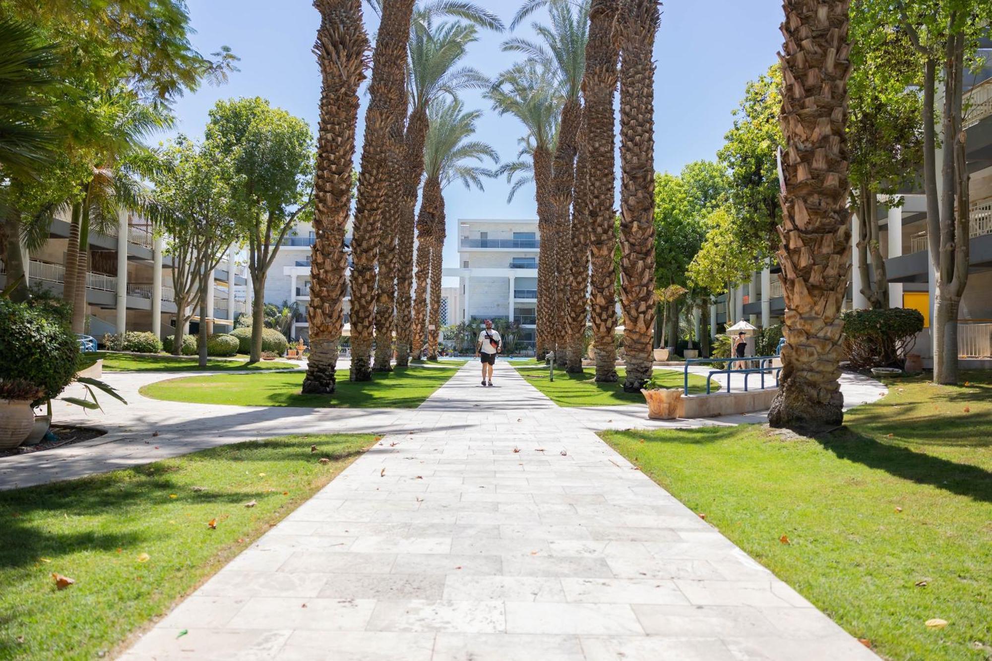 Fisharent Luxury Royal Park Suites Eilat Exterior photo